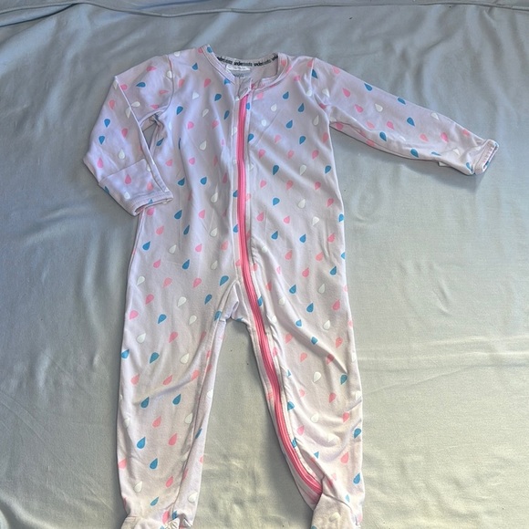 Under works - Magic Moments Convertible Pink Polka Dot Onesie Sleeper - Picture 3 of 6